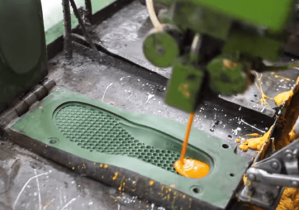 pu-pouring